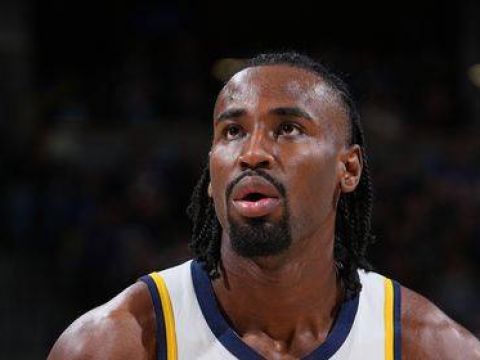 [内史密斯集锦]高效发挥！内史密斯vs掘金10中7得25分4断集锦