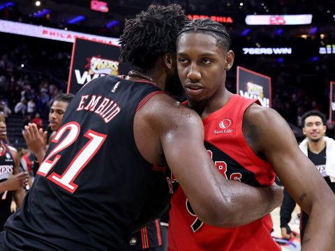 猛龙vs费城精华回放 恩比德复出砍下29+6终结猛龙四连胜