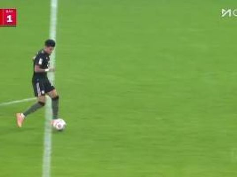 [单刀射偏]简单的不进?凯恩手术刀传球，迪亚斯大单刀离谱打偏