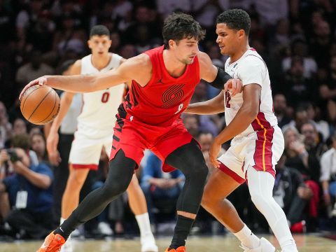 开拓者vs热火精华回放 阿夫迪亚空砍33+11约维奇29+9+7助队两连胜