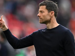 阿斯：皇马状态迅速下滑令人担忧，球队在间息期开始分析问题所在