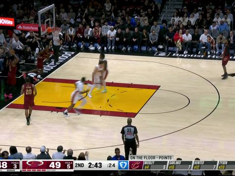 鲍威尔vs骑士集锦 拿到全场最高33分率队主场加时赛艰难取胜