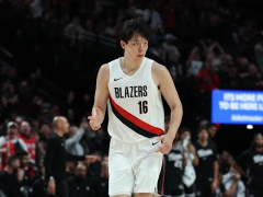 NBA常规赛开拓者vs魔术 半场结束杨瀚森依然未能获得登场机会