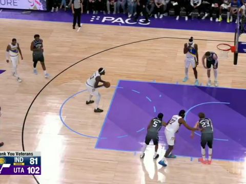 NBA常规赛：步行者vs爵士第3节英文原声回放