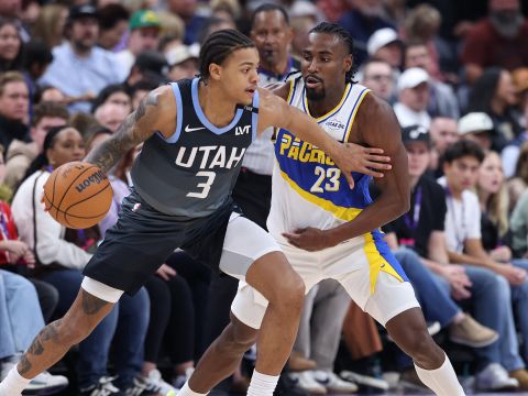 步行者128-152爵士 爵士全民皆兵8人得分上双大胜步行者