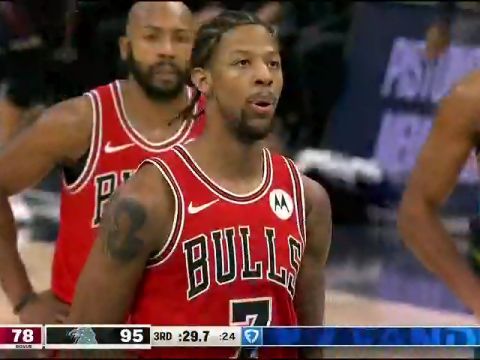 NBA常规赛：公牛vs活塞第3节中文解说回放