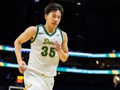 中国双星遇冷：王俊杰5中1两战仅12中2 赵维伦连两场被弃用