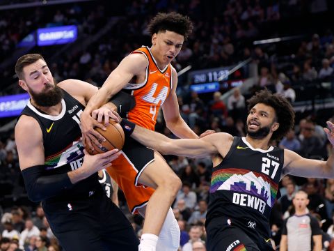 掘金130-116快船 约基奇55+12力压哈登23+8掘金轻取快船