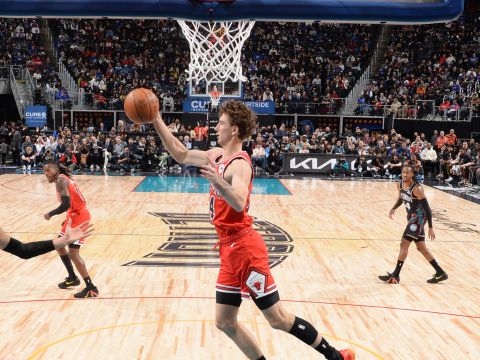 布泽利斯vs活塞集锦 全场拿下21分14篮板大号两双惜败活塞