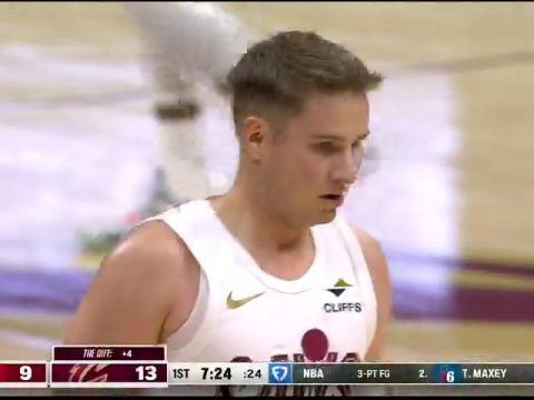 NBA常规赛：猛龙vs骑士第1节英文原声回放