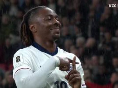 [进球视频] 福登带球反击送助攻！埃泽迎球兜射破门！英格兰2-0塞尔维亚！