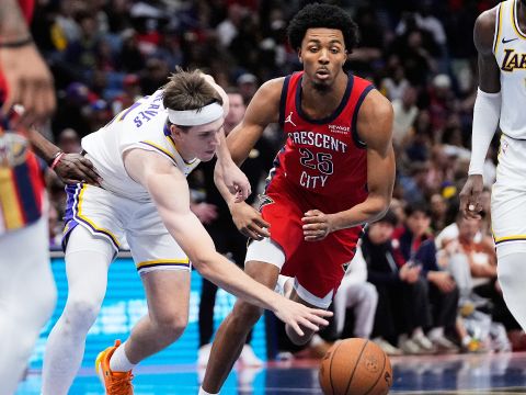 湖人vs鹈鹕精华回放 里夫斯31+7东契奇24+12轻取鹈鹕