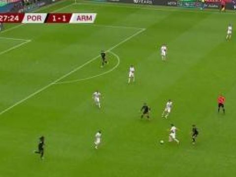 [进球视频]超级巨大失误！亚美尼亚后场回传失误，贡萨洛·拉莫斯笑纳大礼