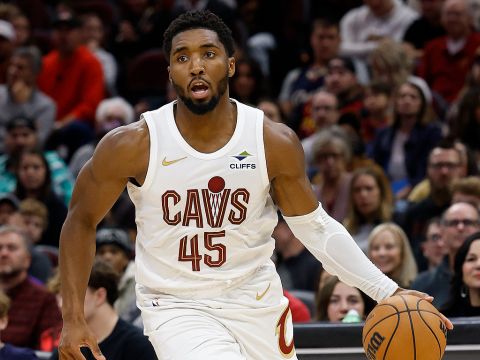 米切尔vs灰熊集锦 末节出色表现全场砍下30+5+5率队取胜