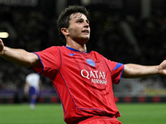 年少有为！内维斯国家队上演帽子戏法，球员本赛季已打入10球！