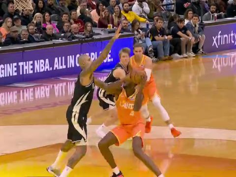 NBA常规赛：雄鹿vs骑士英文原声全场回放