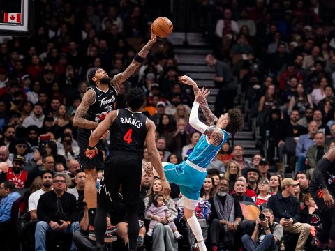 黄蜂108-110猛龙 英格拉姆27分猛龙封盖绝杀拿下四连胜