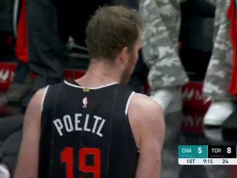 黄蜂vs猛龙第1节英文原声回放