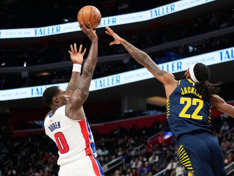 步行者112-127活塞 活塞轻取步行者豪取10连胜