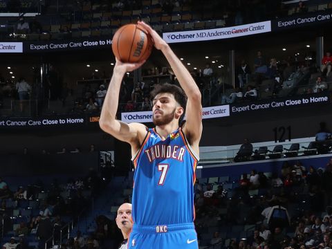 霍姆格伦vs鹈鹕集锦 高效14中10拿到26分9篮板统治禁区