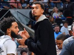 对勇士一战出现伤情！文班亚马已确诊左小腿拉伤：至少将缺战两周