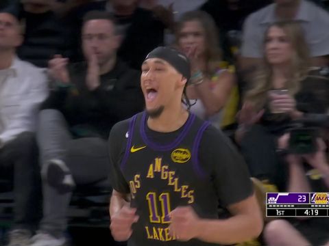 爵士125-140湖人 东契奇轰37+10詹姆斯复出献两双湖人大胜爵士迎三连胜