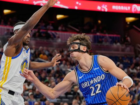 弗朗茨-瓦格纳vs勇士集锦 贡献18+8无解突破频频撕裂防线