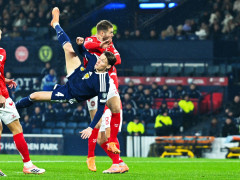 人品高尚！小麦社媒庆祝击败丹麦，霍伊伦留言祝贺