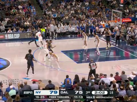 NBA常规赛：尼克斯vs独行侠第3节英文原声回放