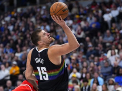 约基奇成为NBA历史上新赛季最快达成至少400分150板150助的中锋球员