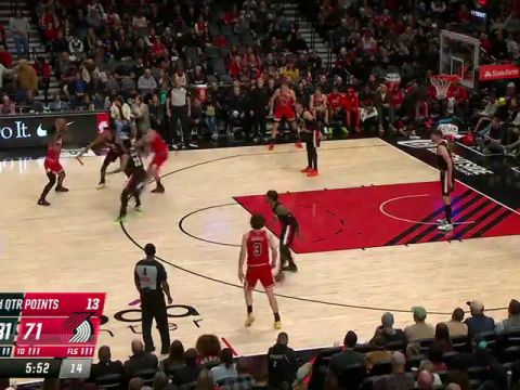 NBA常规赛：公牛vs开拓者第3节英文原声回放