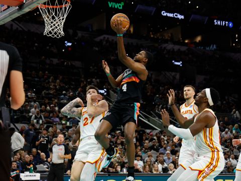 老鹰vs马刺精华回放 文班缺阵福克斯26分9助攻率队轻取老鹰豪取三连胜