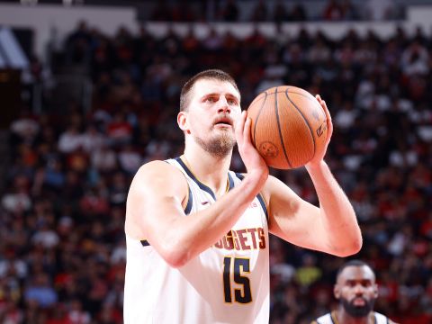 约基奇vs火箭集锦 全面发挥拿到34+10+9展示绝对球场统治力