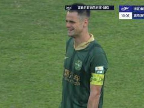 [越位进球]米特里策送出绝妙传中，可惜奥乌苏无人盯防时打飞了！