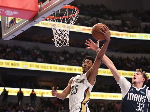 鹈鹕115-118独行侠 弗拉格29+7+5独行侠惊险取胜送鹈鹕八连败