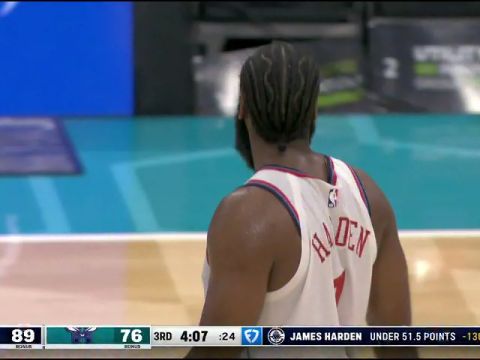 NBA常规赛：快船vs黄蜂第3节中文解说回放