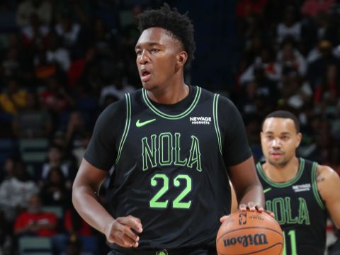 德里克-奎因vs老鹰集锦 20分9板难阻球队连败脚步