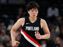 开拓者主帅：我们特意在今日尝试让杨瀚森担任球场中轴负责策应，他还处在持续成长的阶段