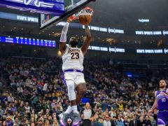 乔治丢绝杀爵士逆转湖人失败！东里合砍55+21取四连胜 詹皇17+8