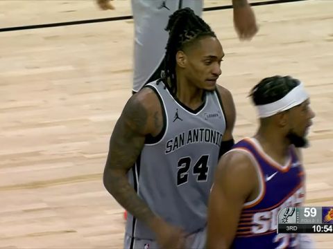 NBA常规赛：马刺vs太阳第3节英文原声回放