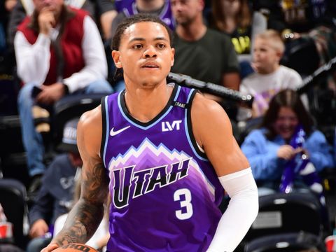 基扬特-乔治vs湖人集锦 空砍27分8助绝杀三分偏出未能拯救球队