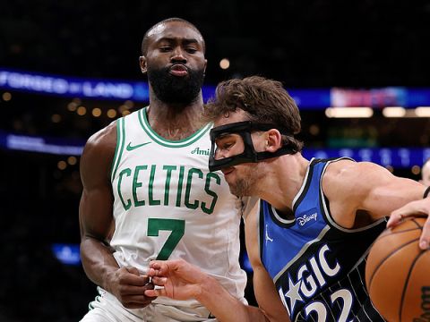 魔术129-138凯尔特人 弗朗茨-瓦格纳15+8+5不敌杰伦-布朗末节发威