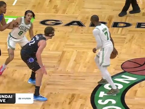 NBA常规赛：魔术vs凯尔特人第4节中文解说回放