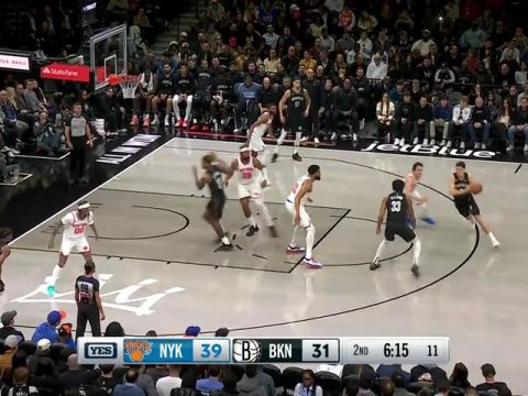 NBA常规赛：尼克斯vs篮网英文原声全场回放