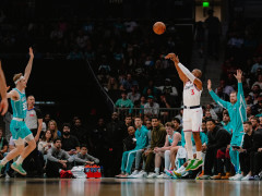 NBA杯|常规赛-快船vs湖人首发名单预测（11月26日）东契奇对位哈登