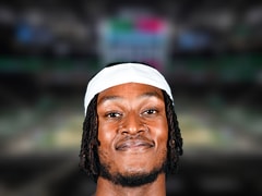 NBA每日盖帽王：迈尔斯·特纳4盖帽(2025年11月25日)