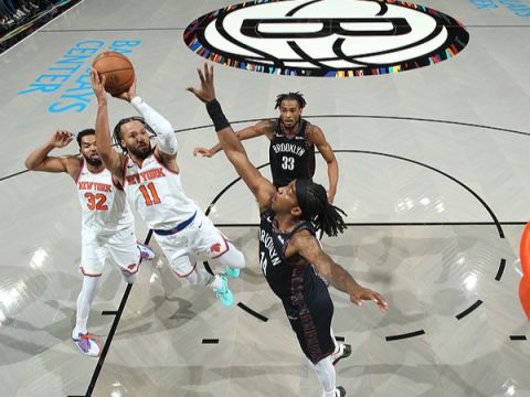 尼克斯113-100篮网 布伦森27分唐斯37+12拒绝连败