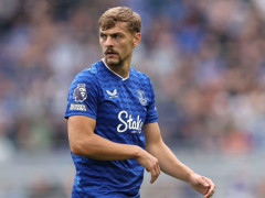 打入制胜球！霍尔赛后社媒发文庆祝