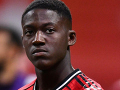 科比梅努在本赛季还没有打进过一粒进球，仅替补上场8场