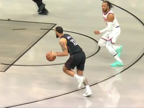 NBA常规赛：尼克斯vs篮网第1节英文原声回放